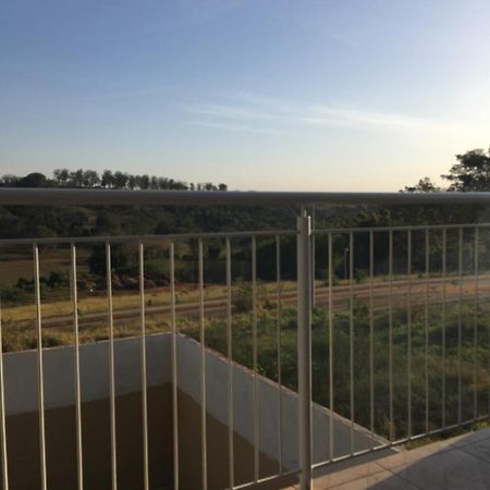 Quarto Casal- Ipe Brotas Εξωτερικό φωτογραφία